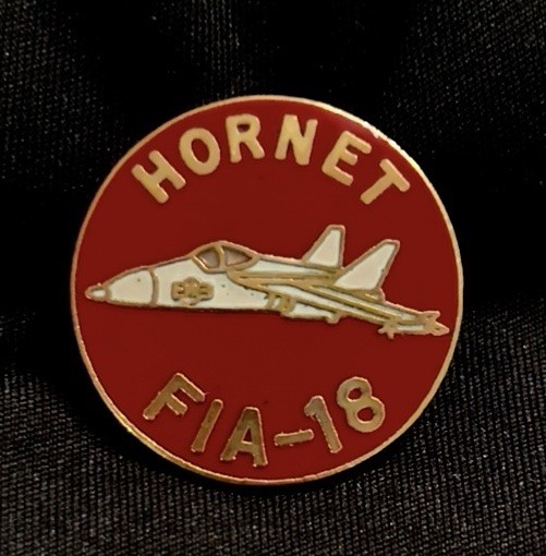 VINTAGE F/A-18 HORNET 1” PIN US NAVY New Old Stock