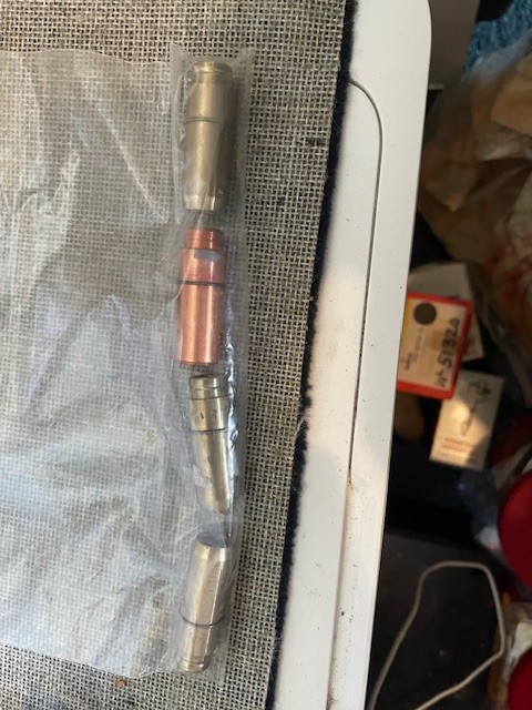 103 050 03 24 Mercedes Valve Guide TRW 4 Pak