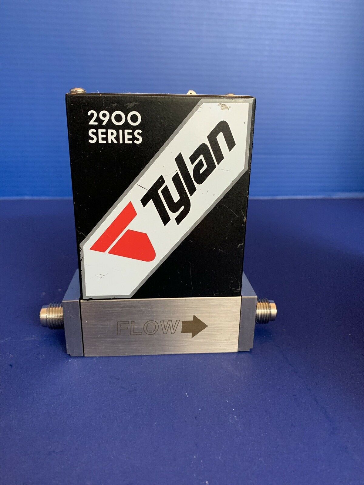 Tylan 2900 MFC Mass Flow Controller 50 SCCM, HCL, 1/4" MVCR, Used