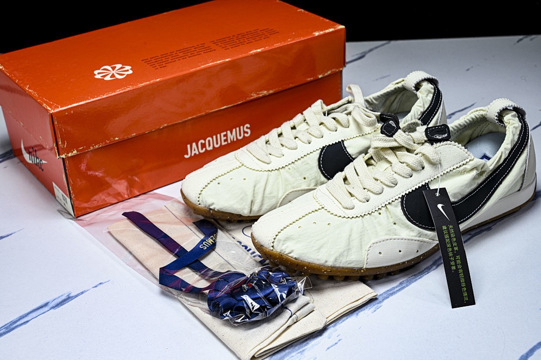 NK Moon Shoe SP Jacquemus Alabaster HV8547-700 Athletic shoes Size 4-11