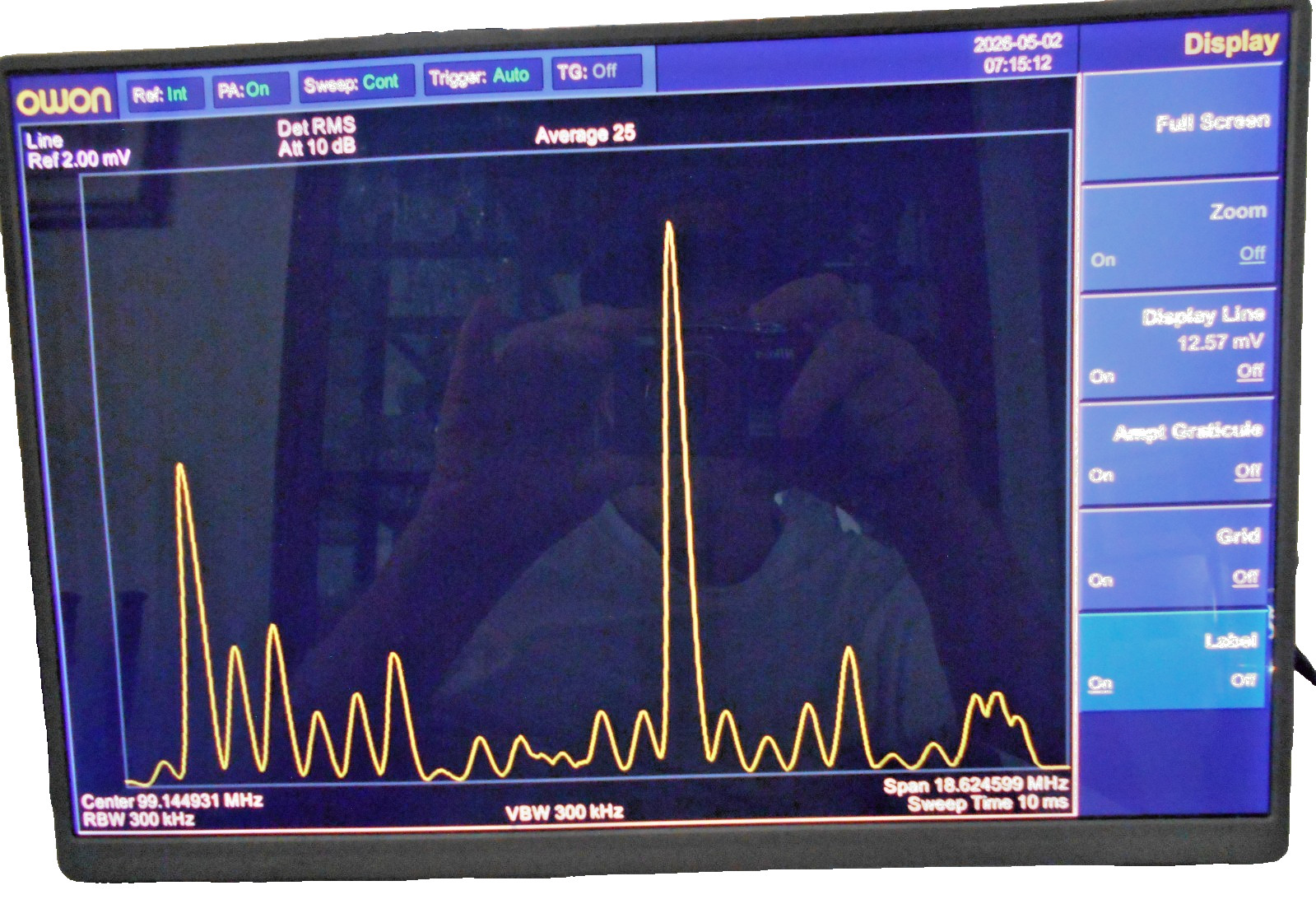 OWON XSA810 Spectrum Analyzer with tracking generator and pre-amplifier