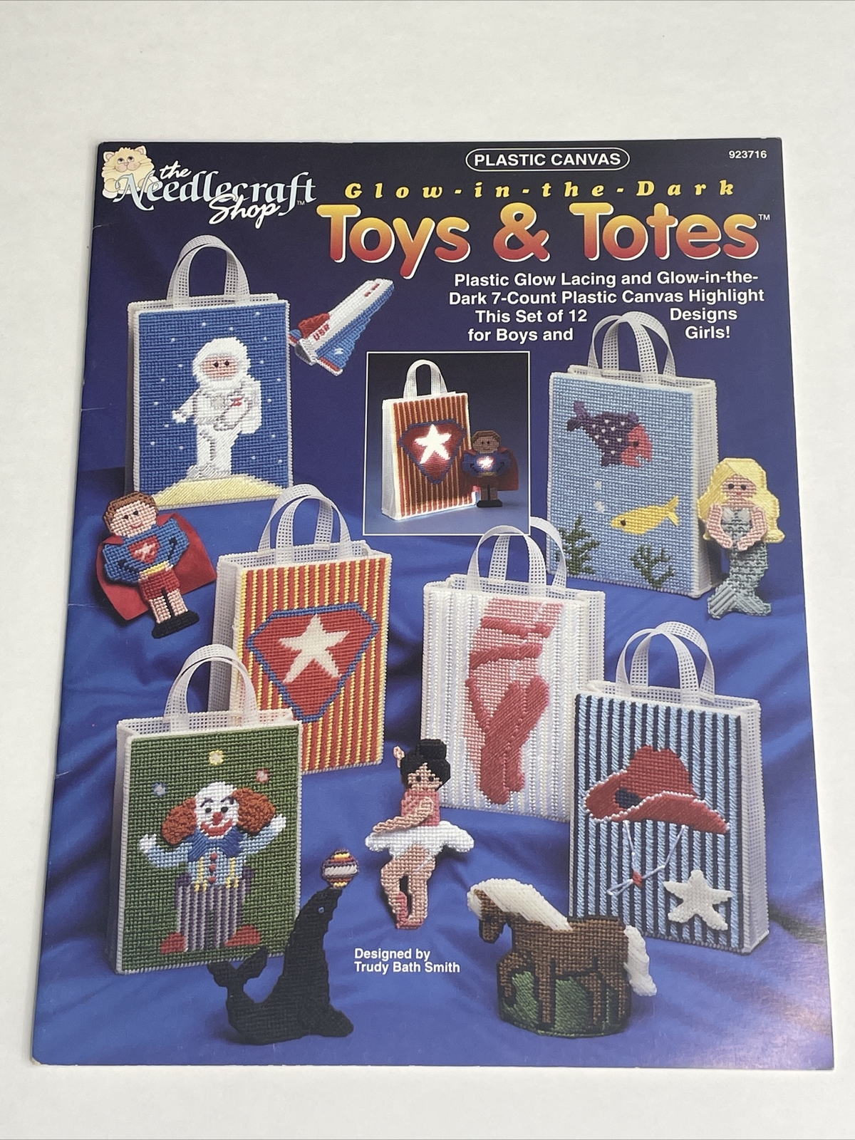 Needlecraft Shop Glow in The Dark Toys & Totes 12 Designs Plastic Canvas Pattern