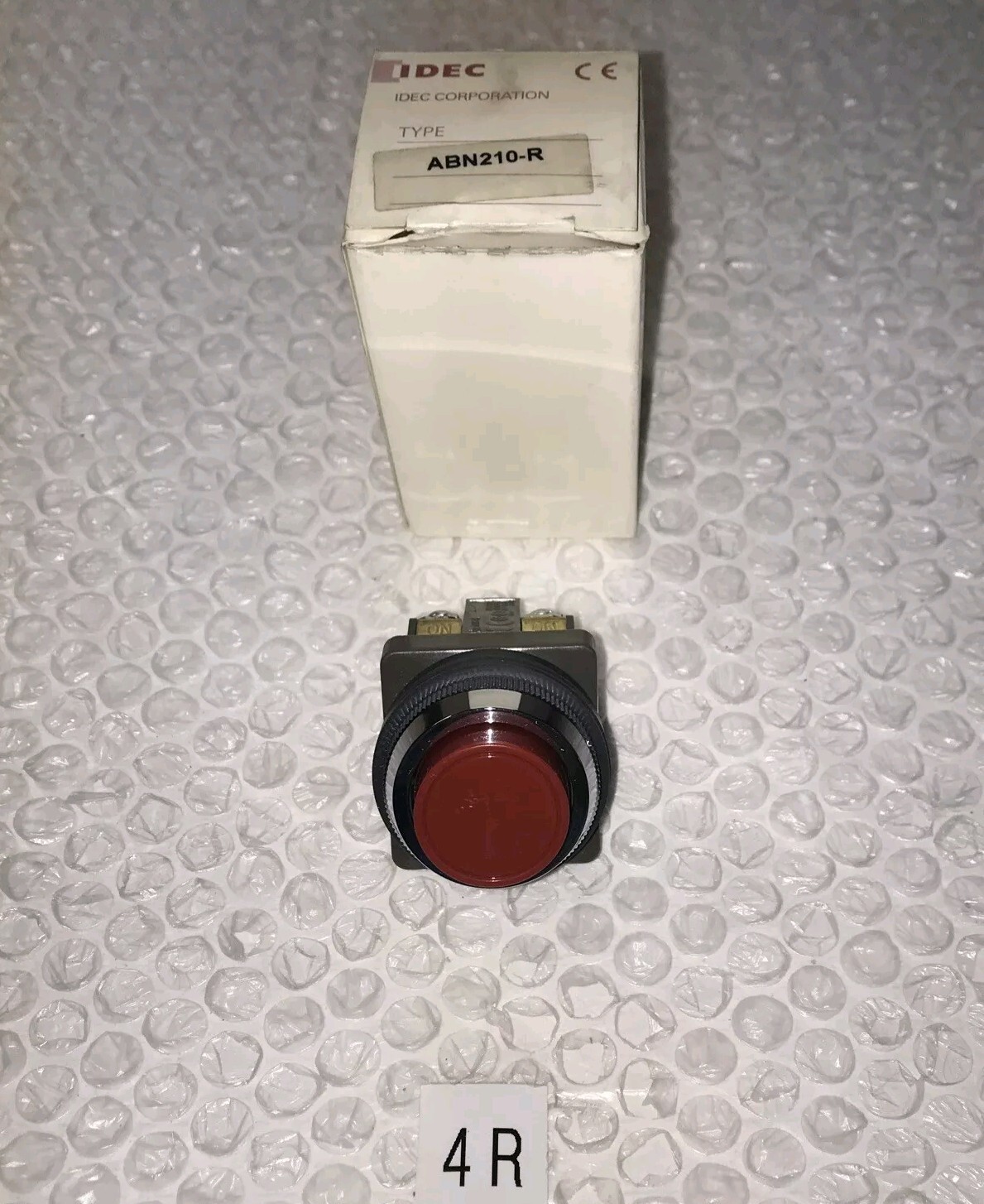 **NEW IDEC ABN210-R CONTROL UNIT PUSH BUTTON ROUND EXT. MOMEN#