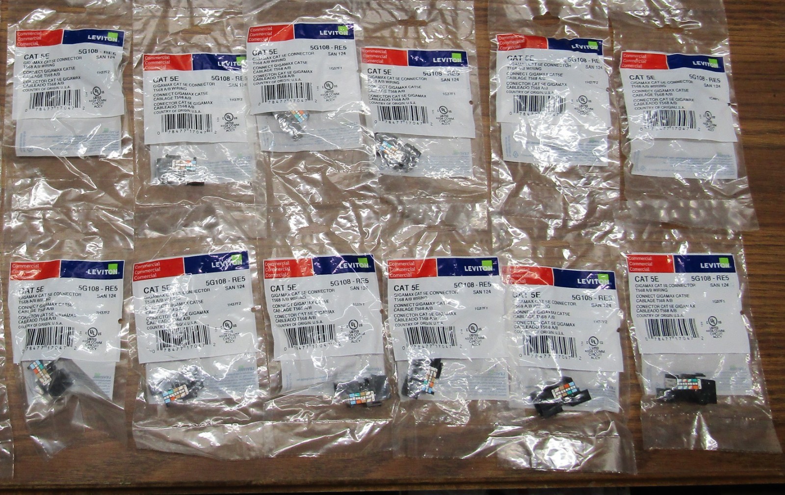 LOT OF 12 BRAND NEW Leviton 5G108-RE5 GigaMax Cat5E QuickPort Connectors Black