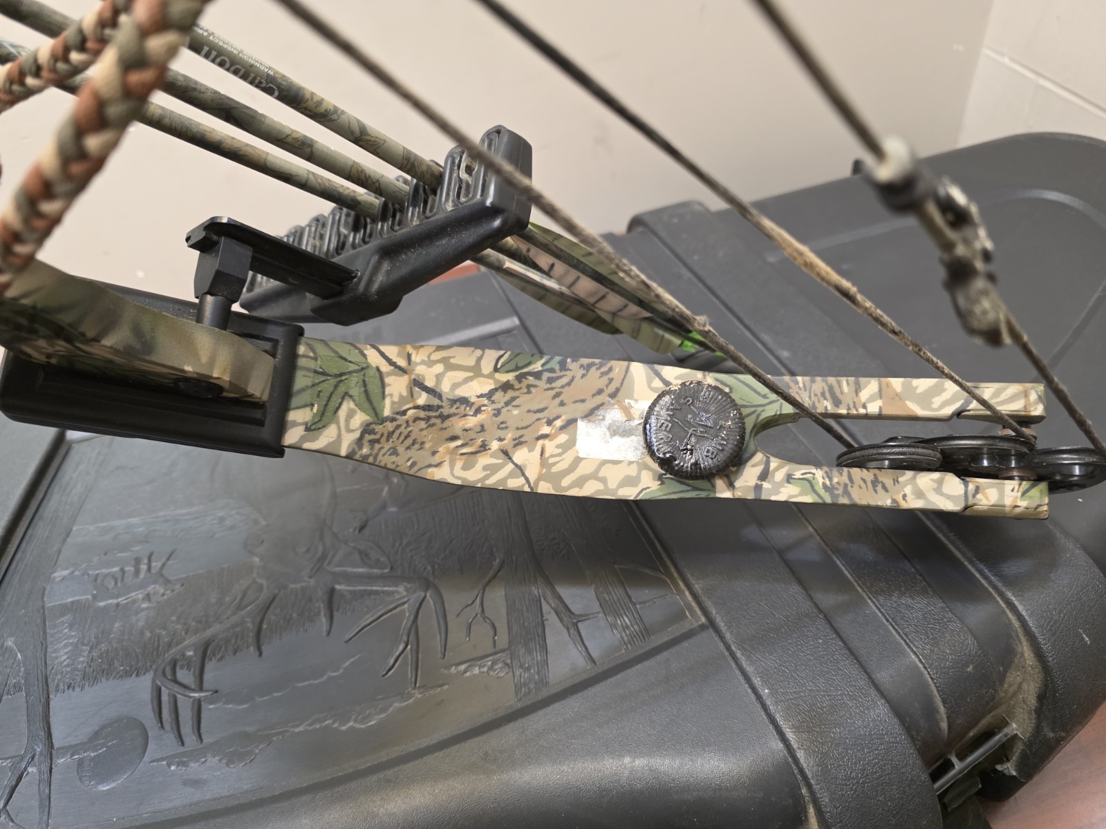 PSE Whitetail Extreme Compound Bow RH 29" 60lb Draw