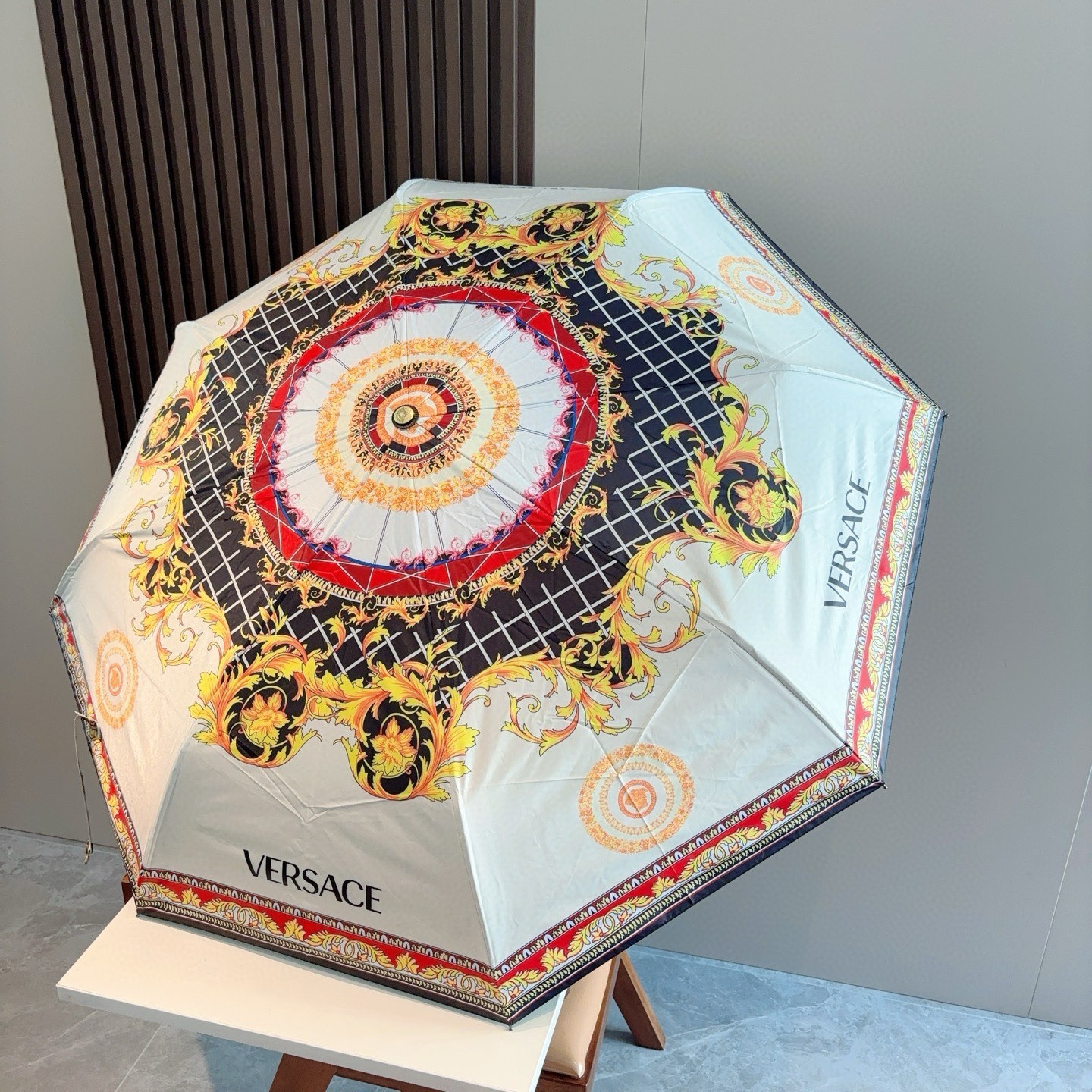 Versace Medusa Baroque white Umbrella Automatic 3-Fold Sun Rain Parasol