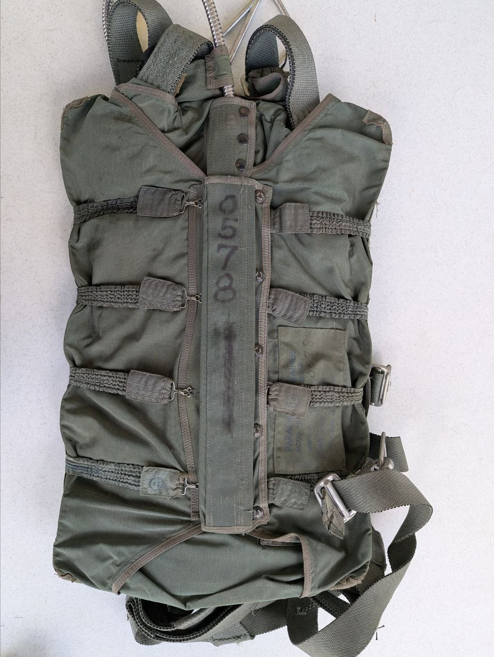 Vietnam Era US Army NB-8 Parachute Container 1969 Irvin Air Chute - MT