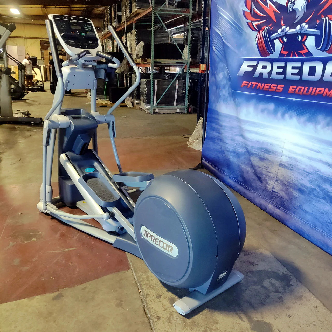 Precor EFX 815 Elliptical Crosstrainer w/ P10 Console