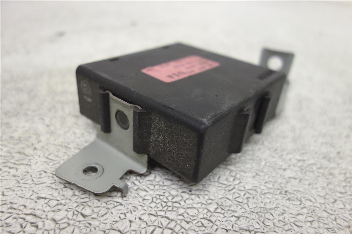 2001-2004 Nissan Pathfinder Cruise Control Module Computer Unit 18930-4W9