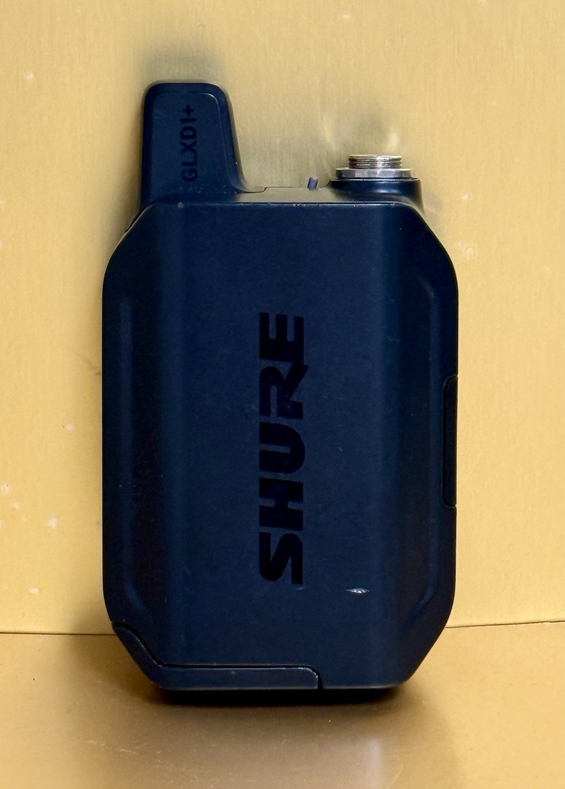 Shure GLXD1+ Digital Wireless Dual Band Bodypack Transmitter, Z3 2.4, 5.8 GHz