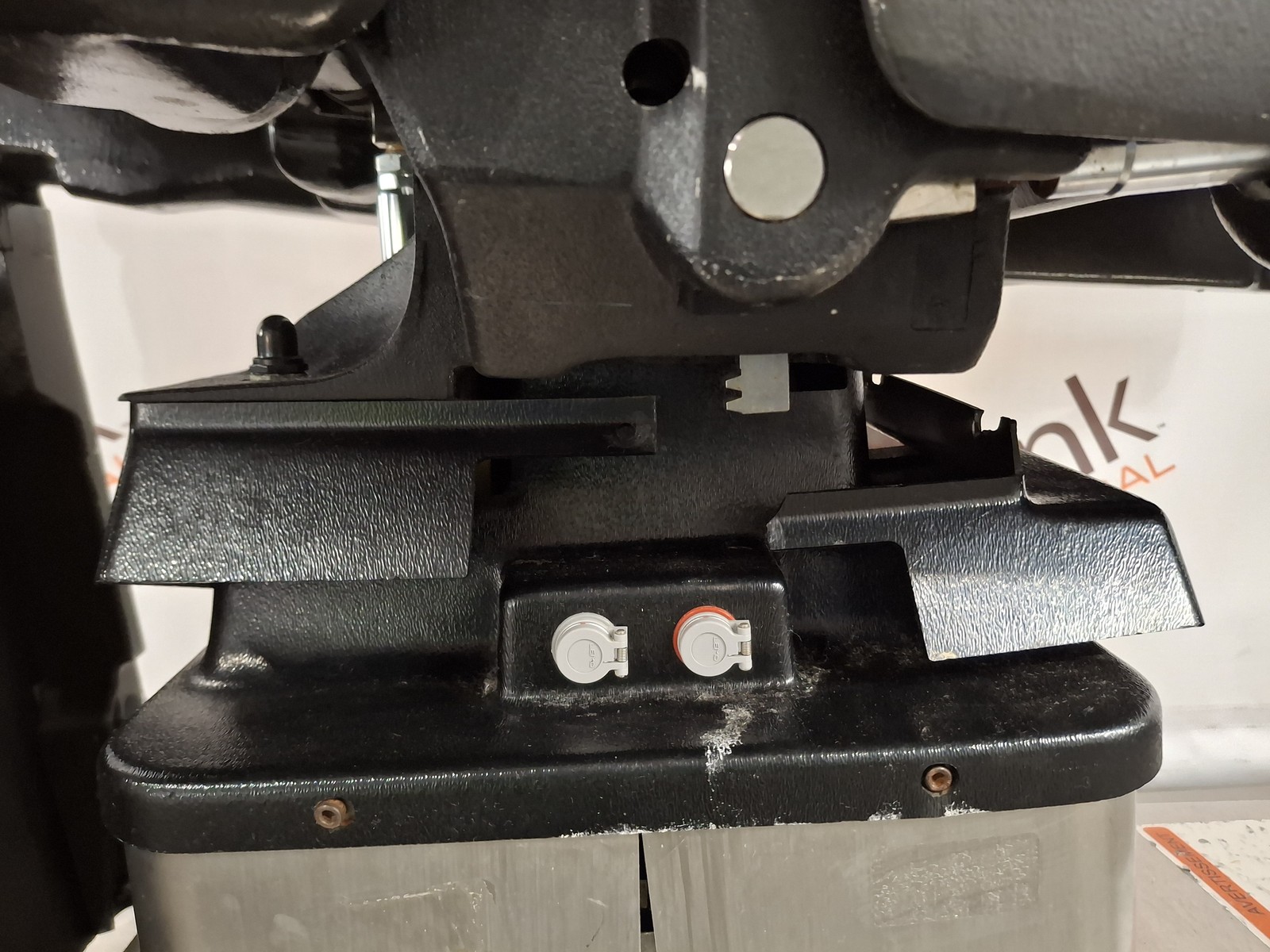 Steris 3085SP Surgical Table