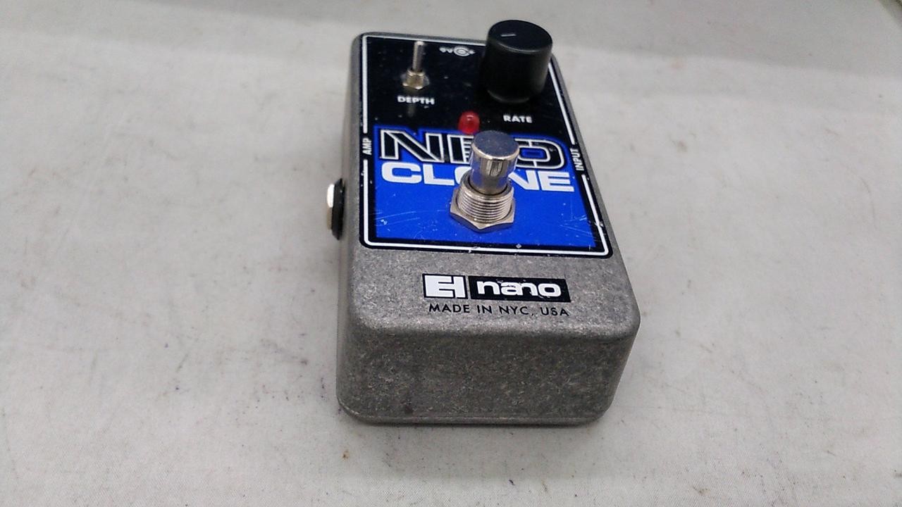Electro-Harmonix EHX Neo Clone Analog Chorus Guitar Effects Pedal