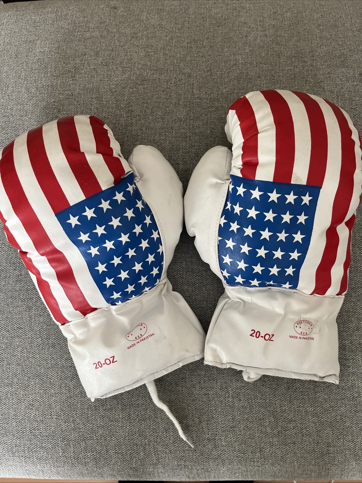 20 OZ USA BOXING PRACTICE TRAINING GLOVES MMA Sparring Punching Faux Leather