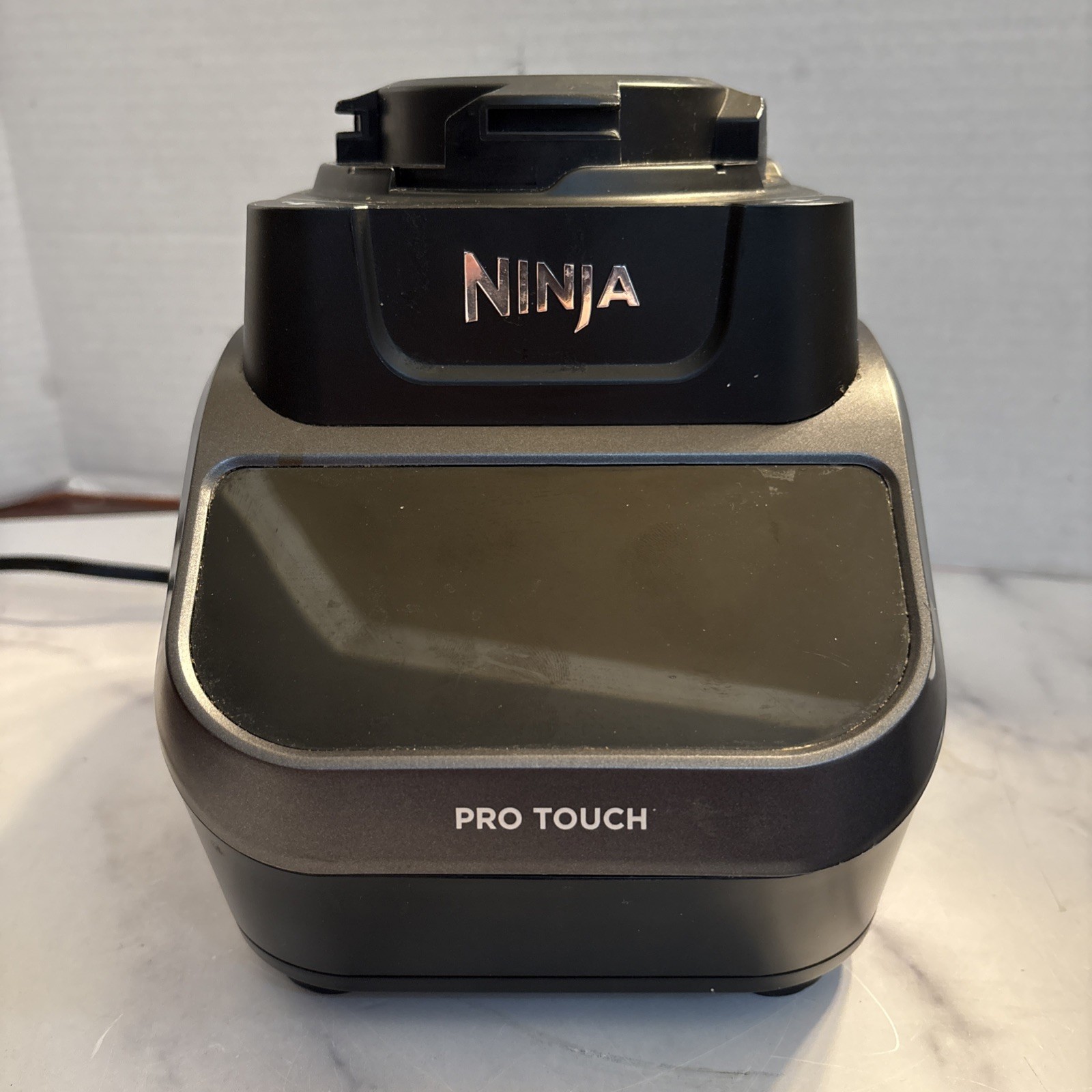Ninja 1000W CT610 Professional Touch Screen Blender Black Base Only Works Great