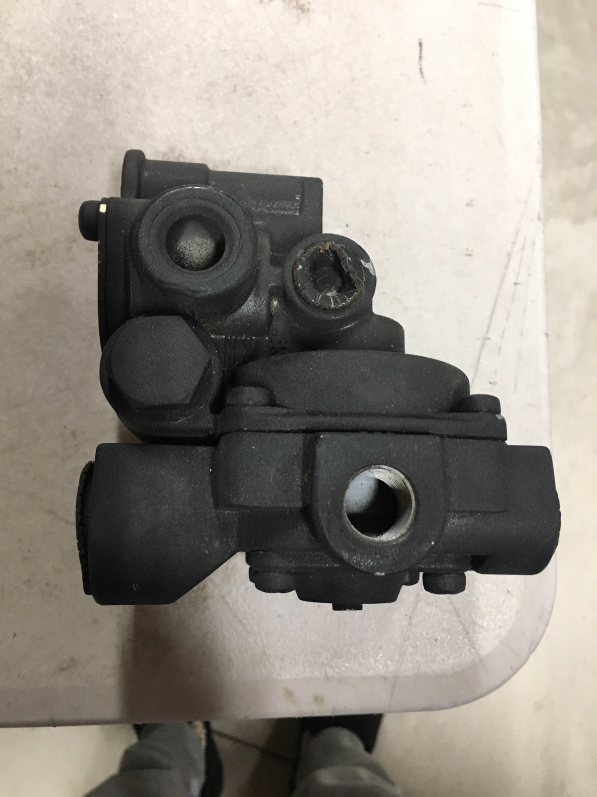 GENUINE MIDLAND HALDEX 12352X REMAN? AIR BRAKE SERVICE VALVE