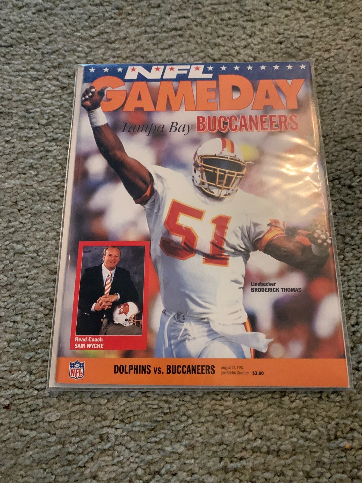 1992 Miami Dolphins v Tampa Bay Buccaneers Preseason Football Program 8/22