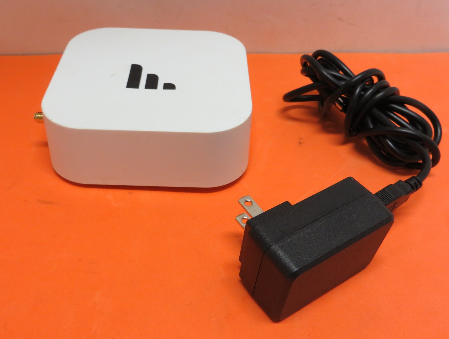 Finestra Miner Helium Network Miner 915 MhZ Finestra Miner FN280417