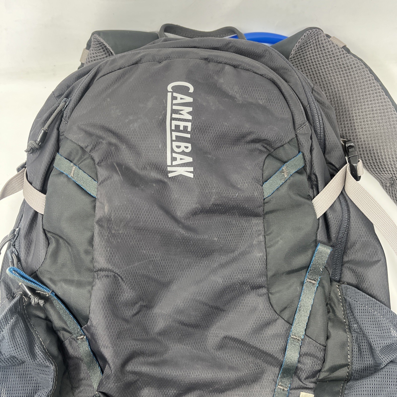 Camelbak Cloud Walker 18 Backpack with drinking pouch