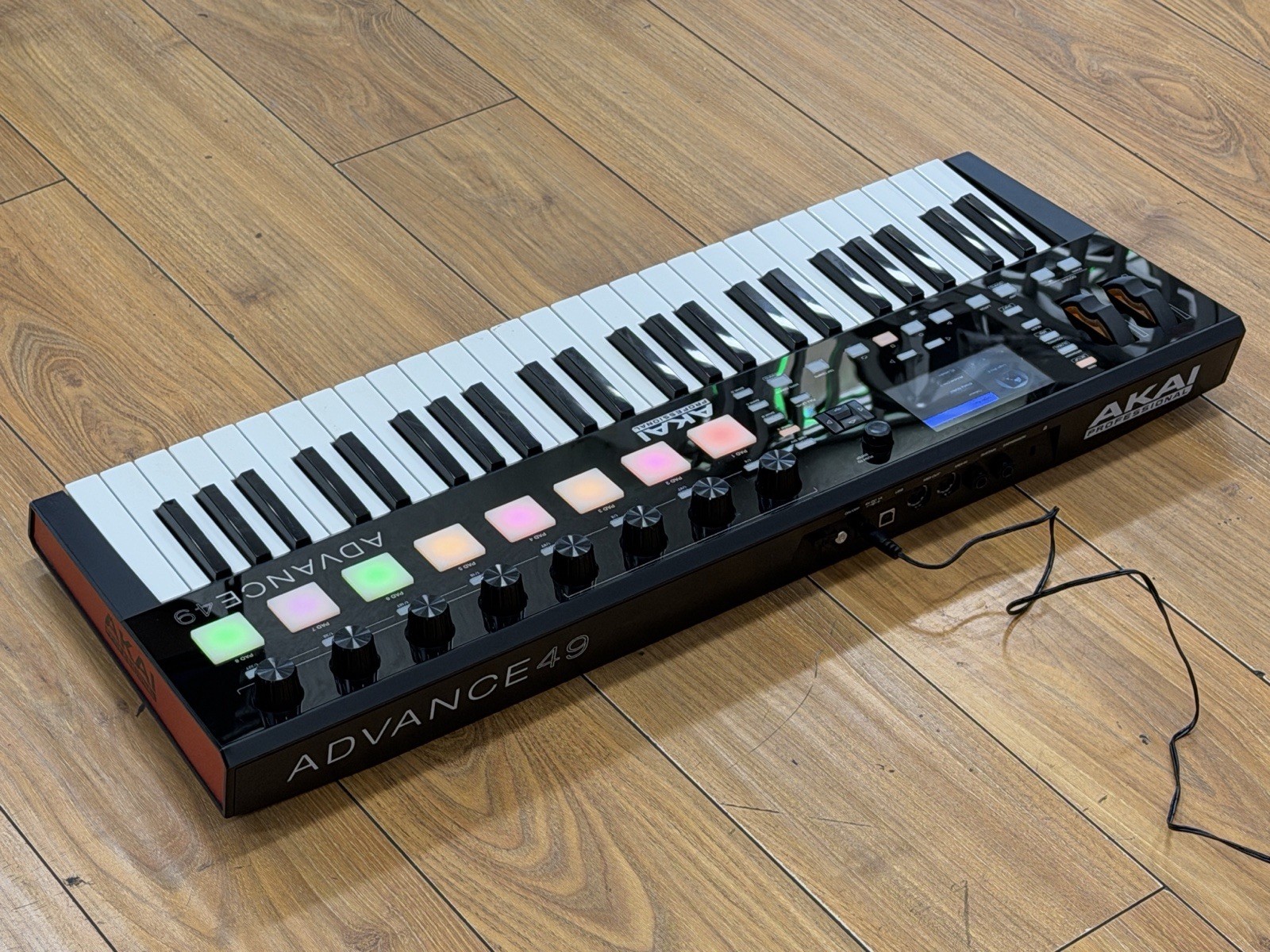 AKAI Advance 49 USB Keyboard Controller