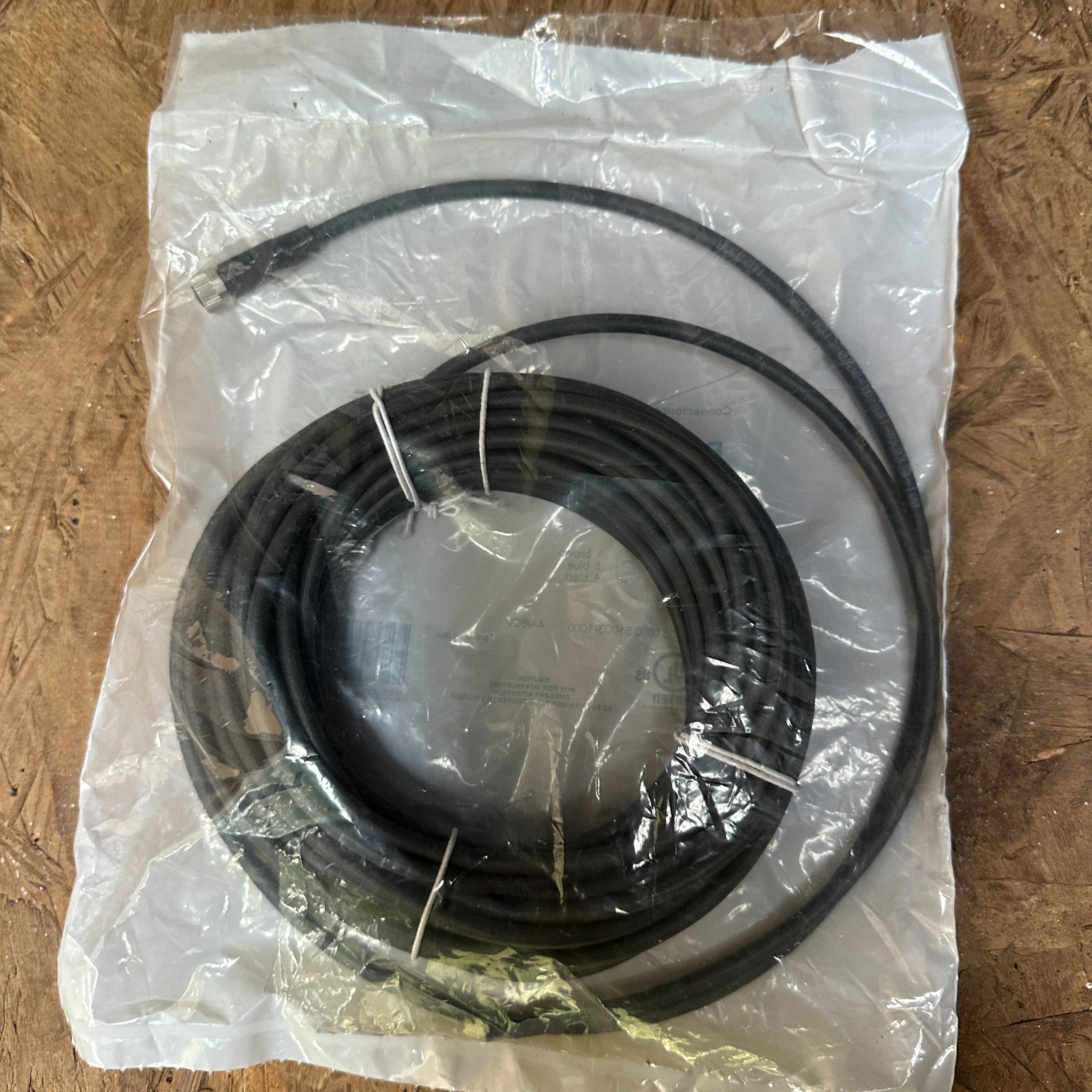 BCC02MA, BALLUFF, M8 3-POLE 10M BLACK PUR FEMALE STRAIGHT CONNECTOR