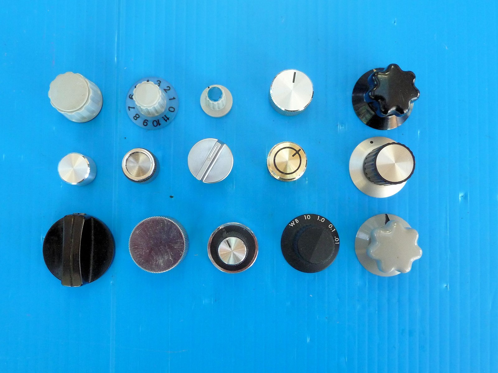 1  Knob Of your Choice for Stereos and Test Equipments