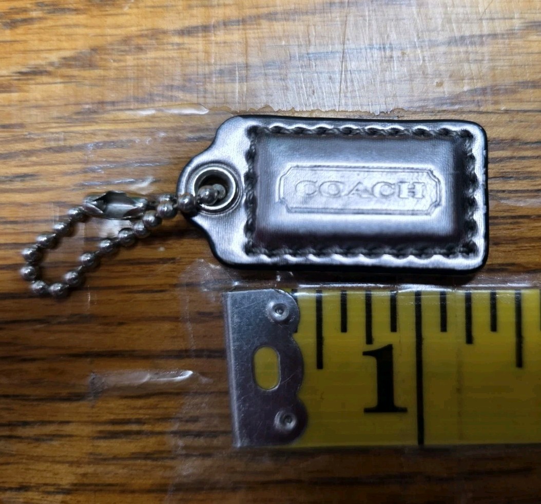 Coach Hangtag Silver Patent Leather Front And Back With Silver Chain