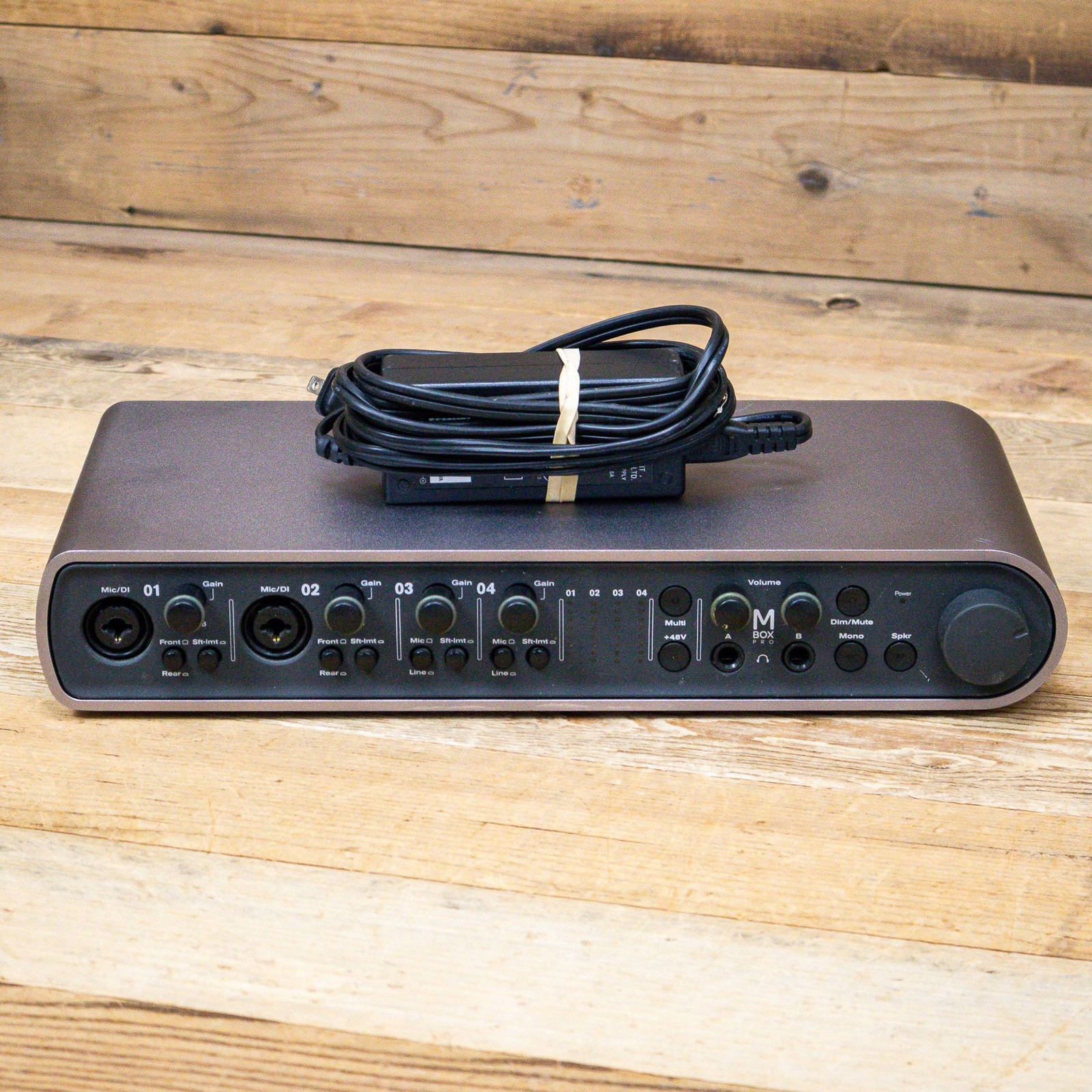 Avid Mbox 3 Pro FireWire Audio Interface with PSU Digidesign Mbox3 U271431