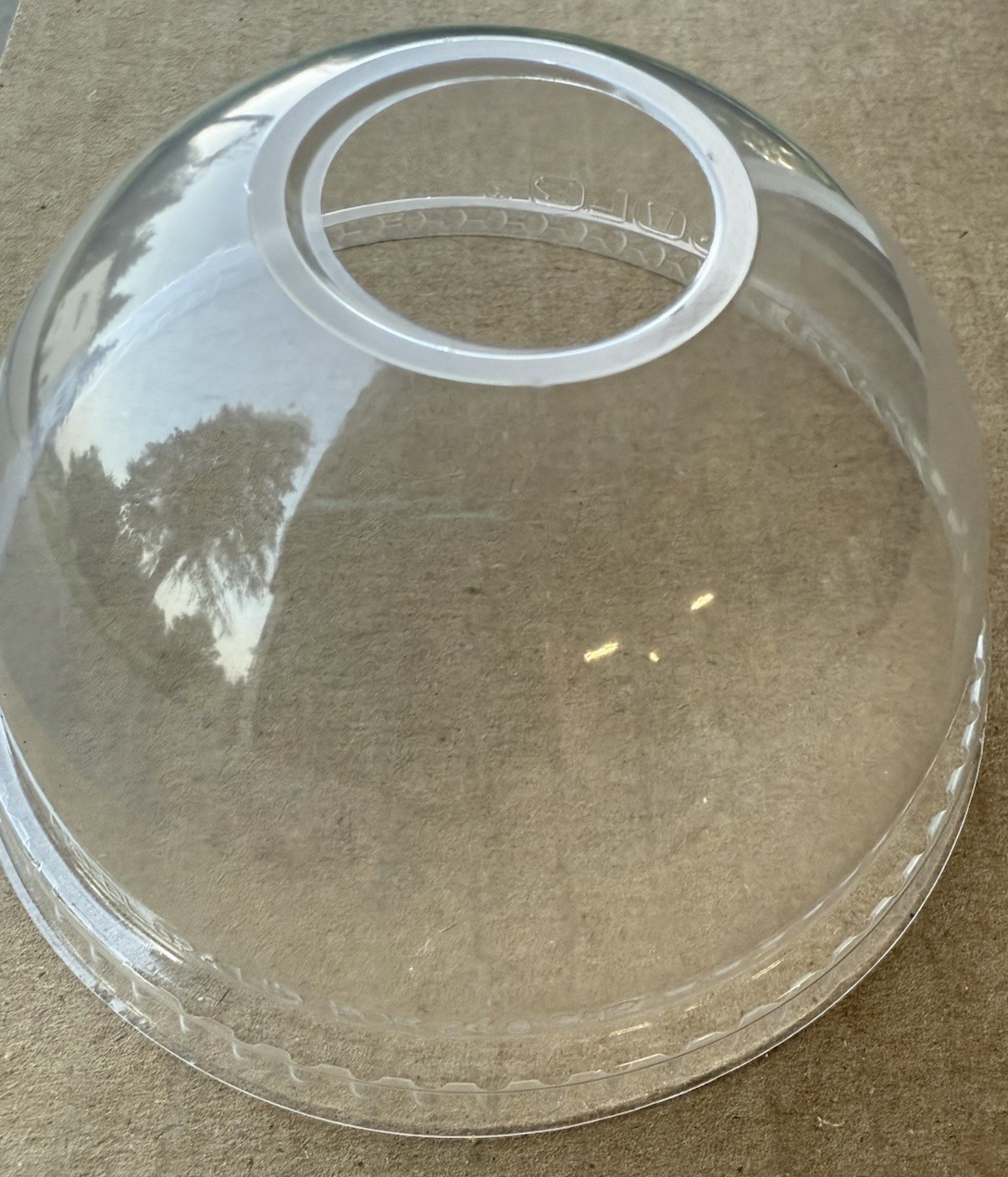 24 Ounce Solo Plastic Dome Lid -Lot Of 750 Lids  No DL 264