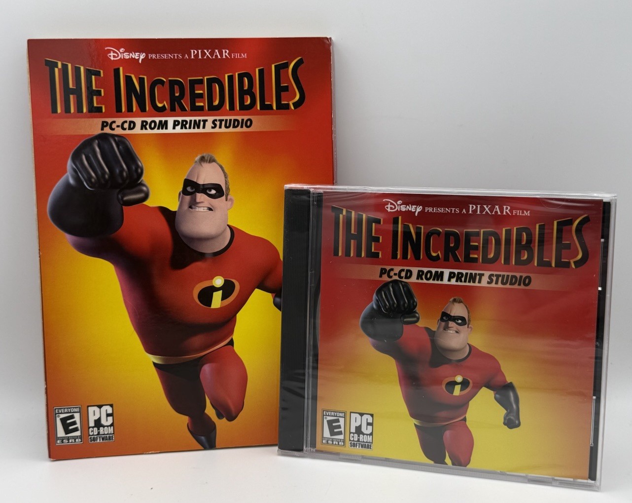 2004 Disney Pixar The Incredibles PC CD-ROM Print Studio Software Sealed