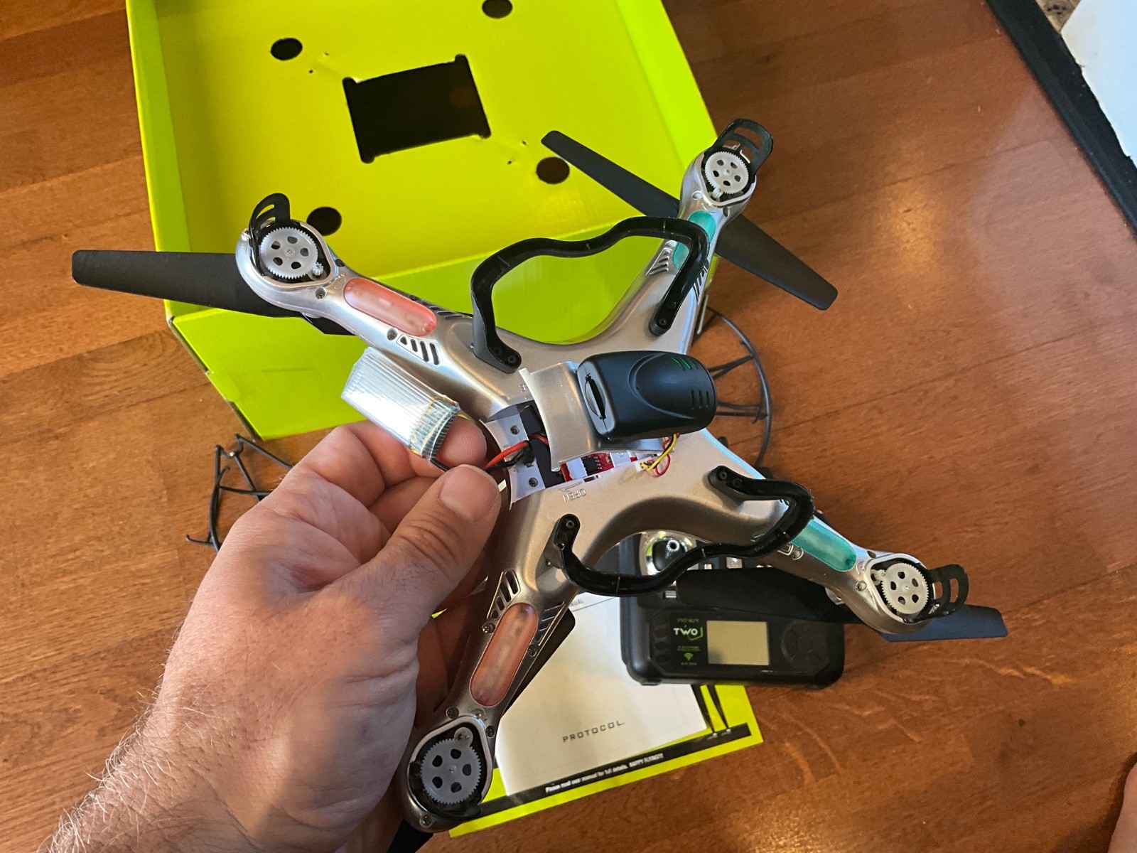 New Protocol - Dronium Two AP Drone with Remote Controller New