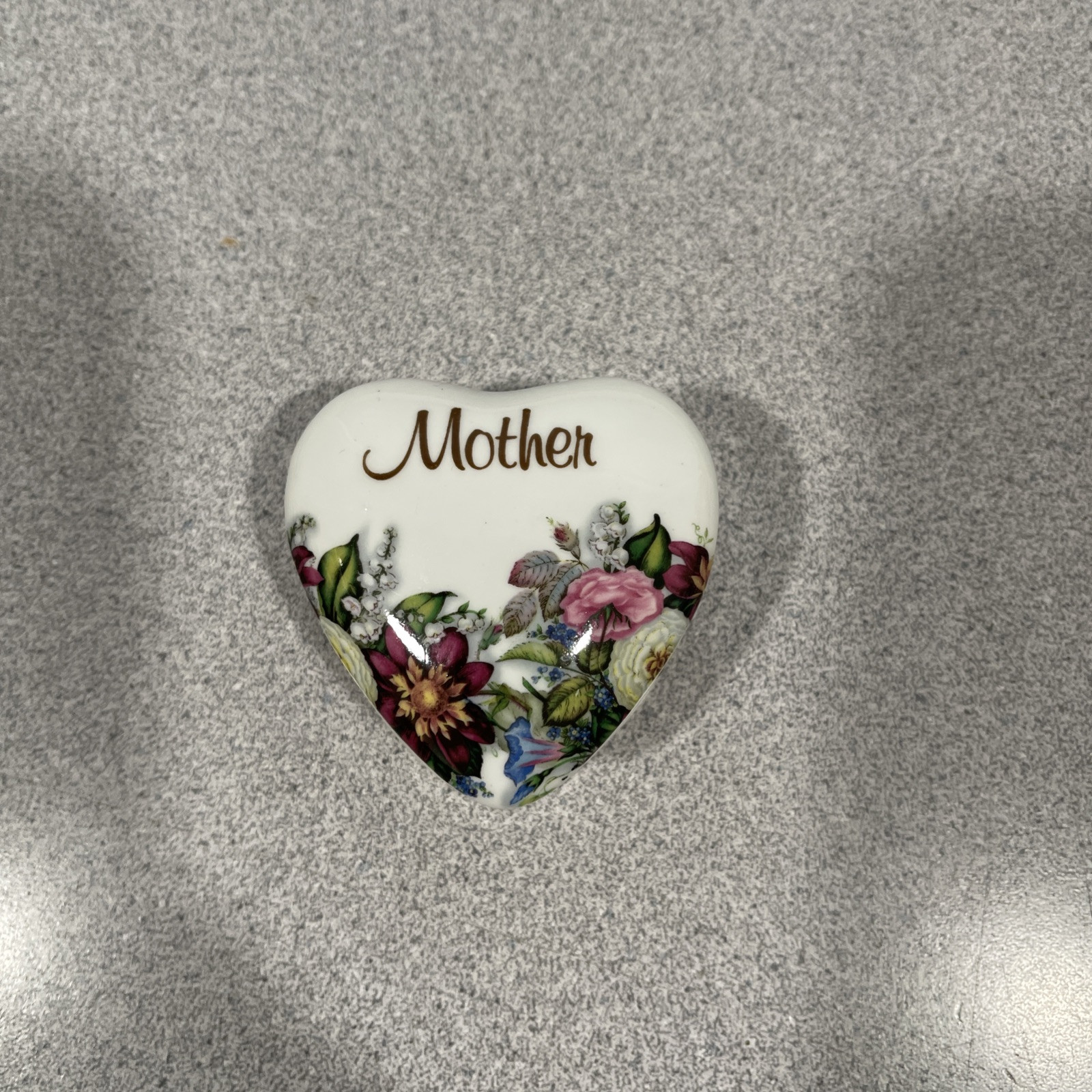 Bone China England Heart Trinket Box Mother  Crownford Giftware Floral