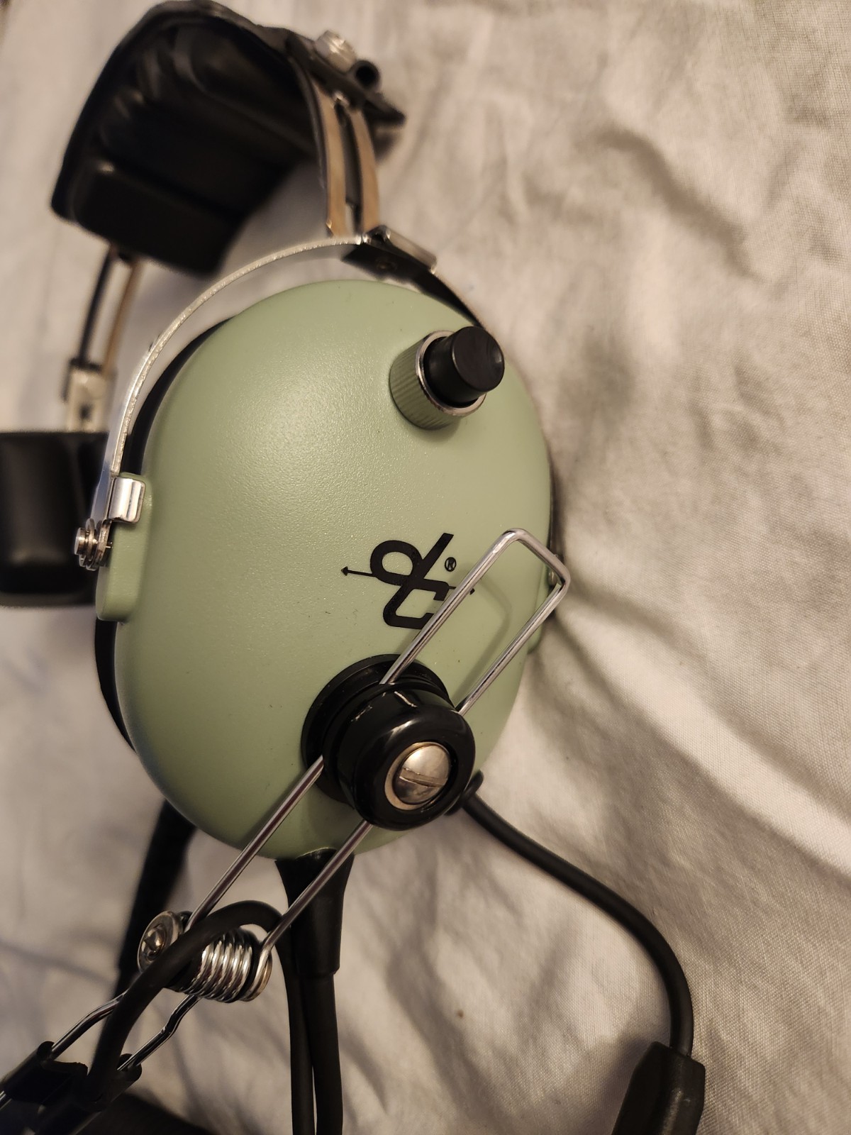 David Clark - H3392 Single Ear Aviation Headset w/ Microphone & PTT Switch
