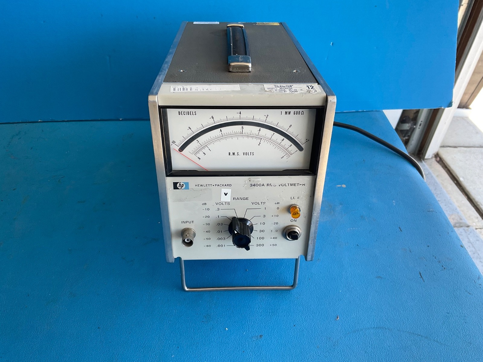 HP3400A AC Voltmeter POWER TEST ONLY Option C10 C30 48-440Hz 1MW 600 Oms R.M.S