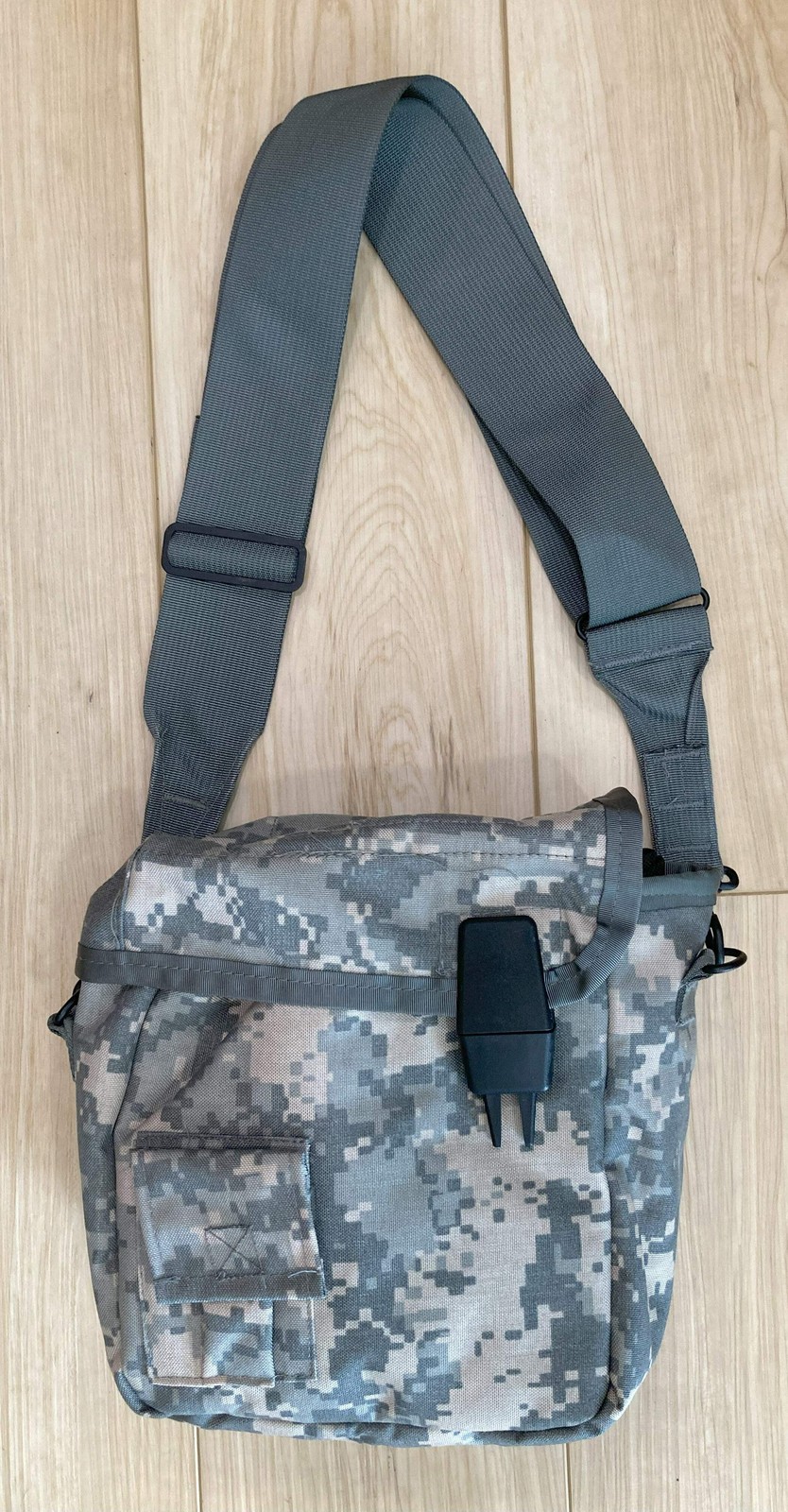 ACU 2-Quart Carrier and Strap