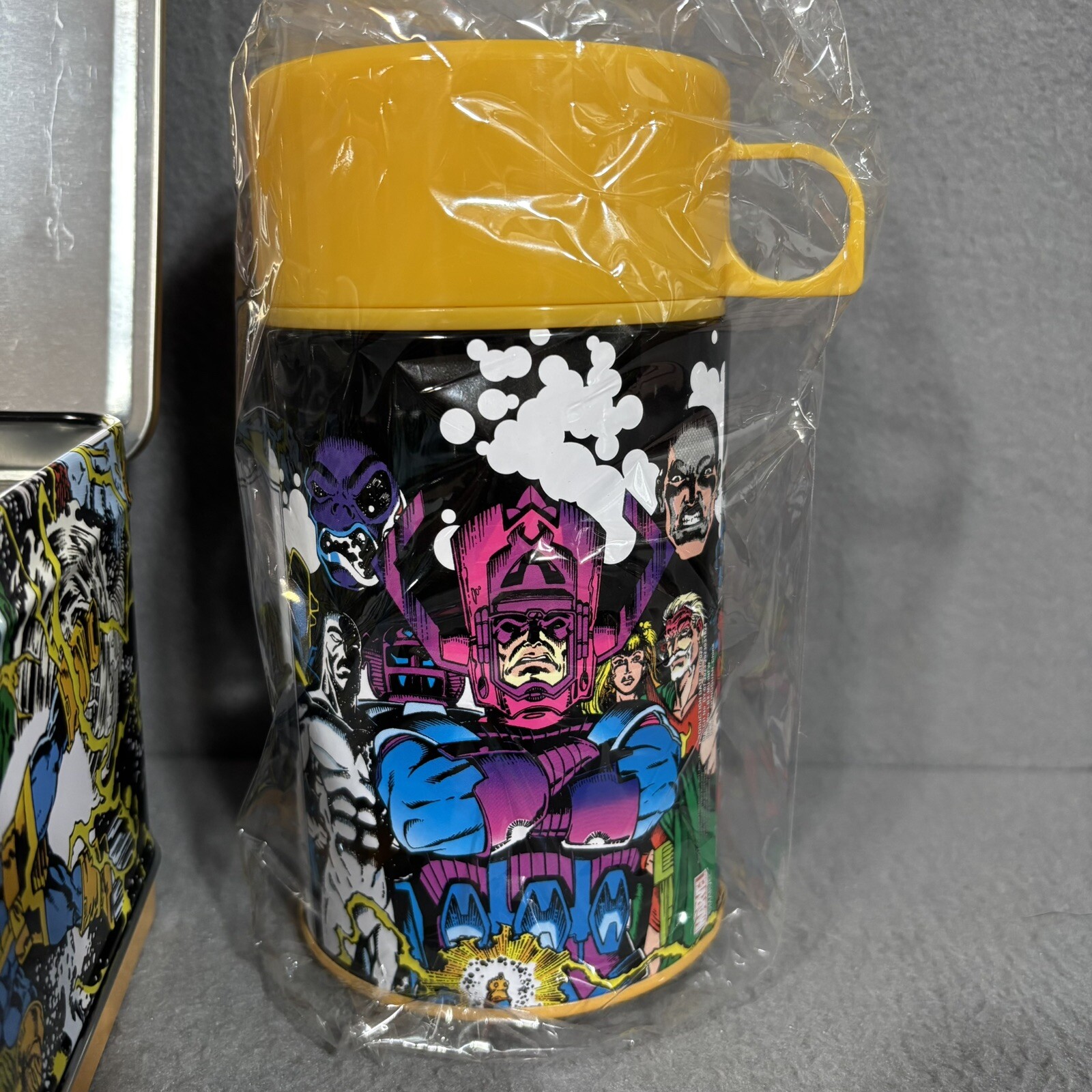 NWT Marvel Comic Infinity Gauntlet Lunch Box Thermos Exclusive 2,500 Made Limit