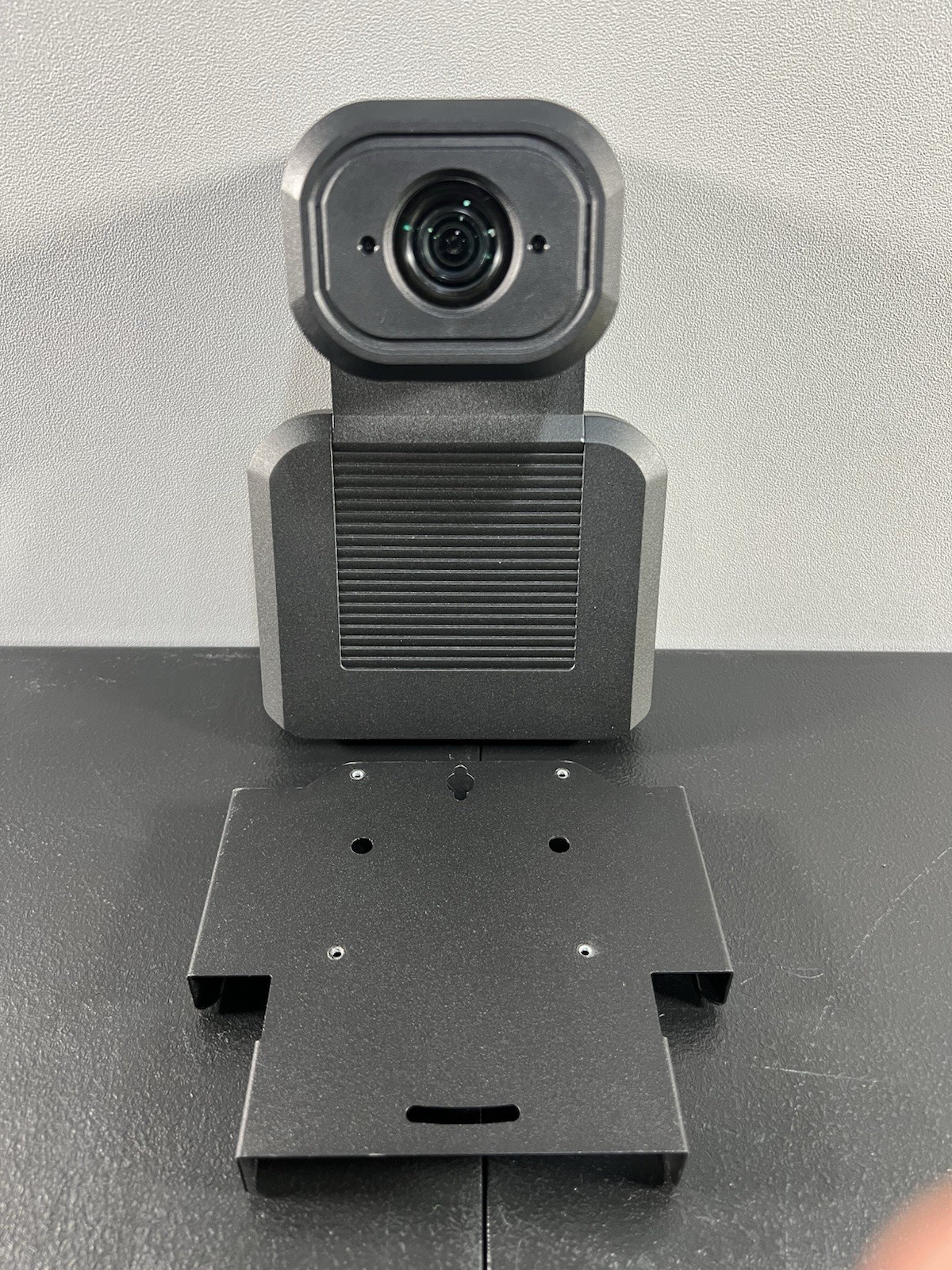 Vaddio EasyIP 30 ePTZ Conference Camera Black 999-30250-000 w/ Wall Mount
