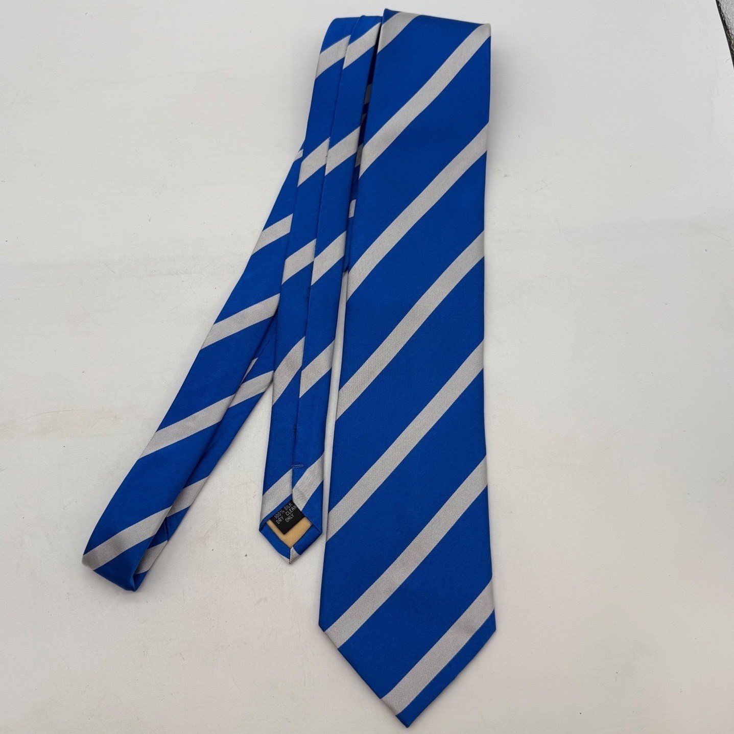 Trump Silk Tie Blue Silver Striped Presidential Seal only 1000 made sold out