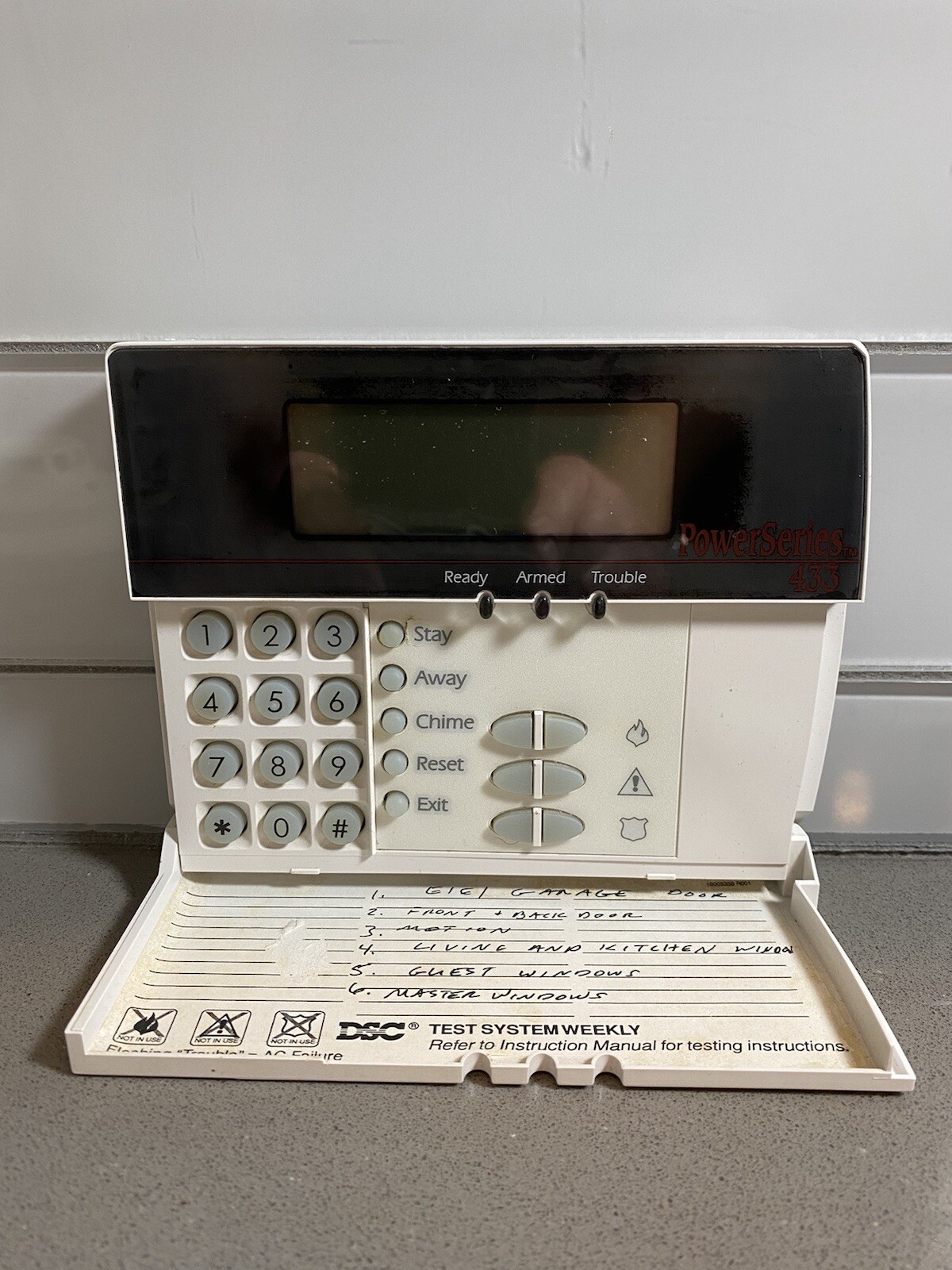 DSC LCD5501Z-433 Fixed Message Keypad With Wireless Receiver (Tested)