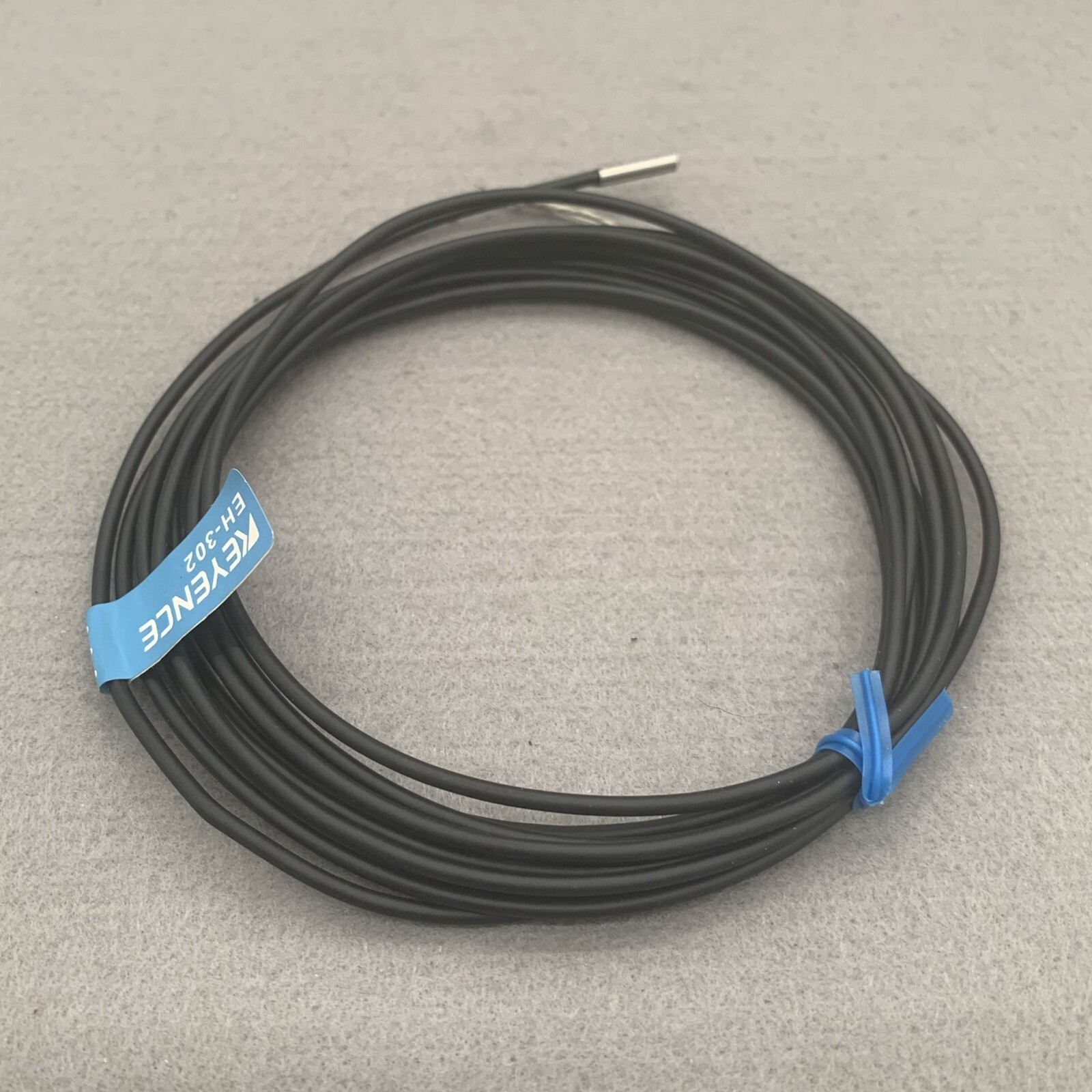 New In Box KEYENCE EH-302 Proximity Sensor US Stock