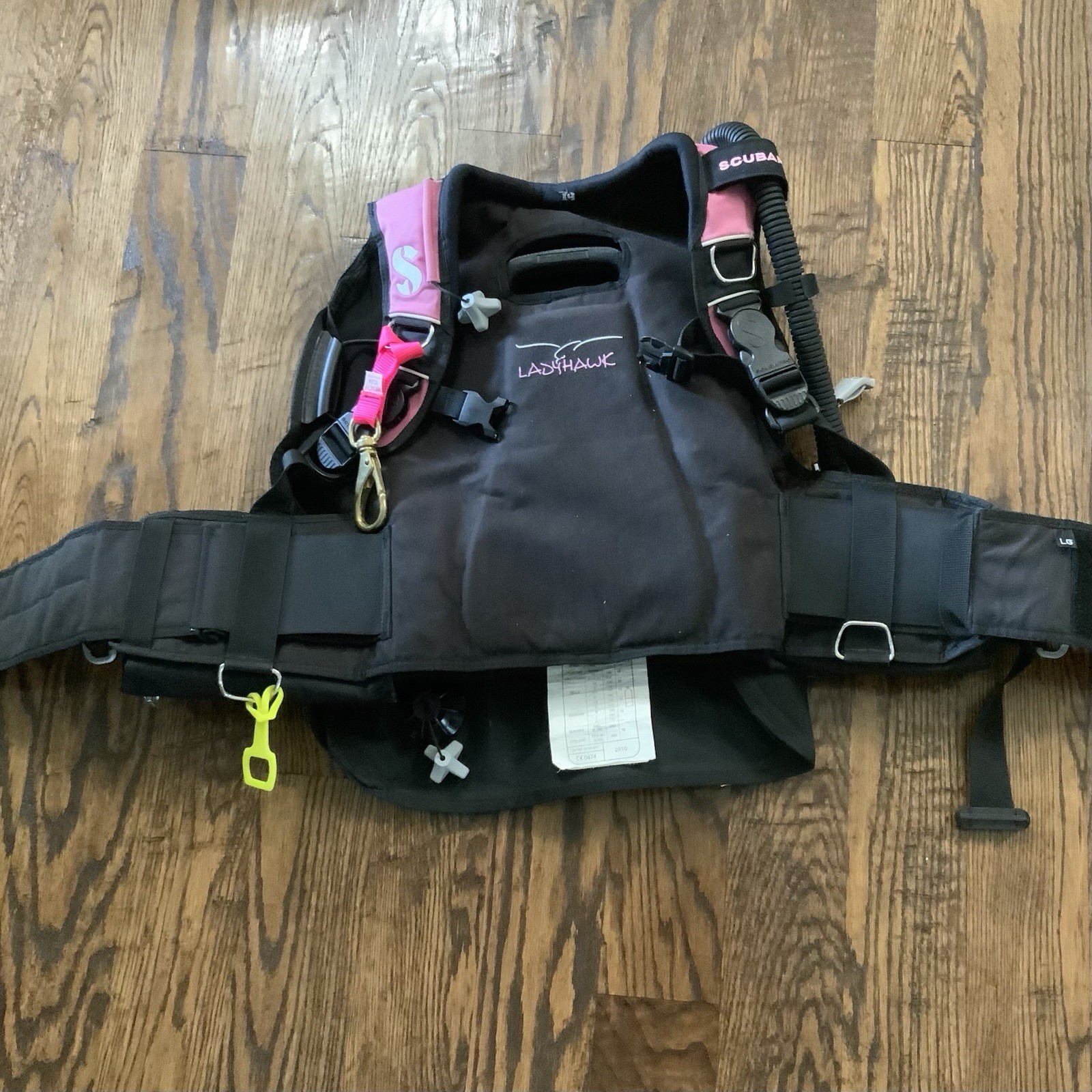 Scubapro Ladyhawk Scuba Diving Buoyancy Compensator BCD - Size Large (L) - Pink