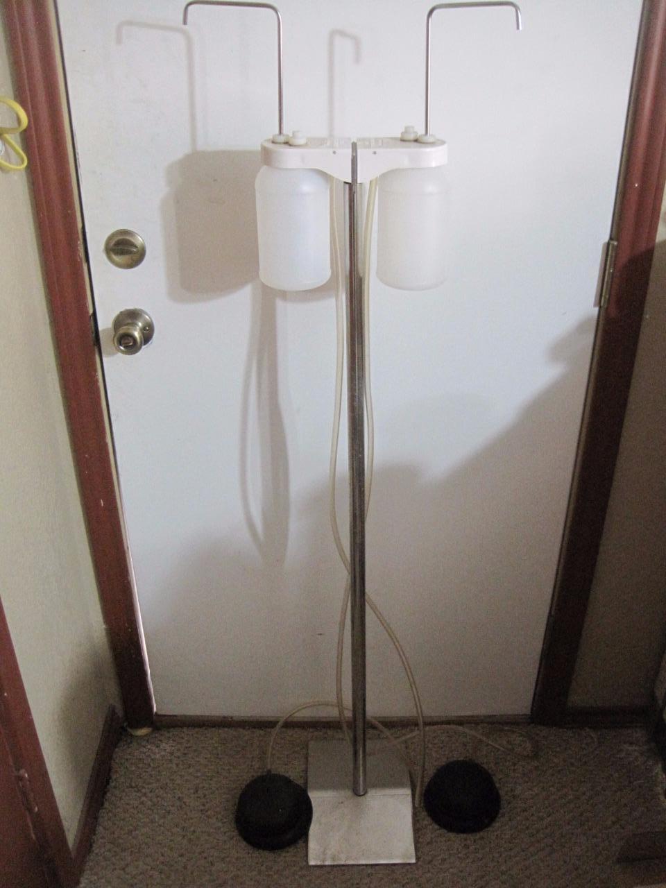 9666 Airlift Deterga-Vern Foot Operated Detergent Dispenser FREE Ship Conti USA