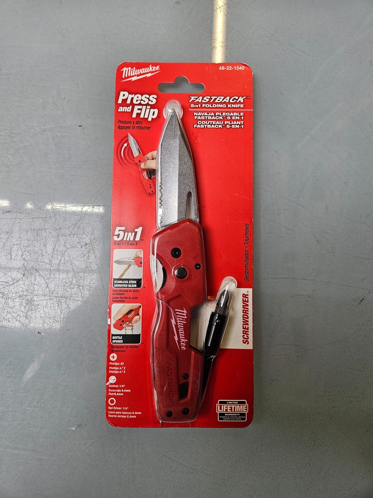 Milwaukee FASTBACK 5- in-1 Folding Knife with 3 in. Blade 48-22-1540