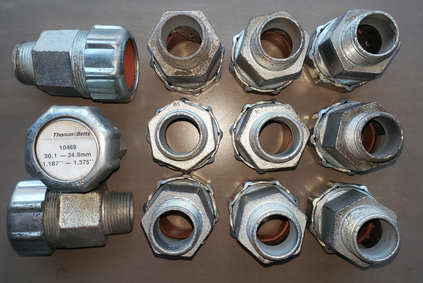 Thomas & Betts - T&B - 10469 Tech Connectors