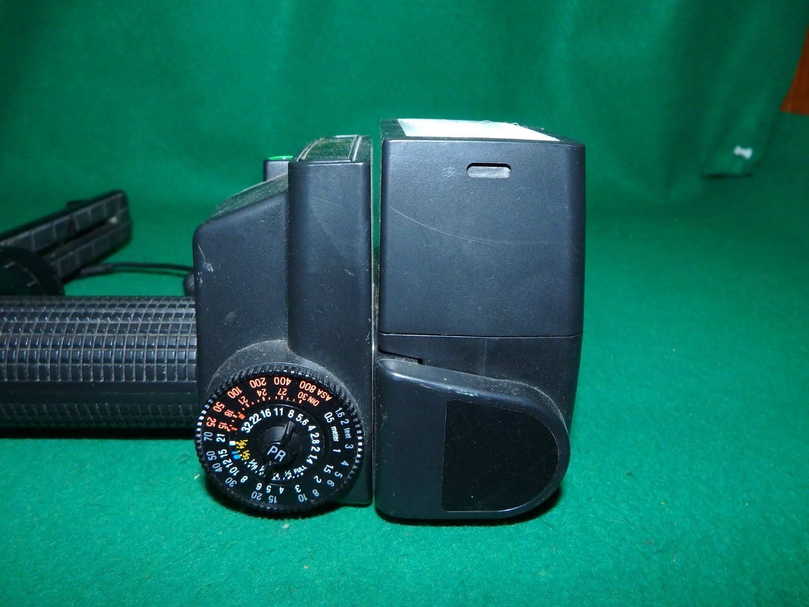 SUNPAK Auto 544 Thyristor Handle Flash+35mm Camera Bracket & PC Sync Cord Tested