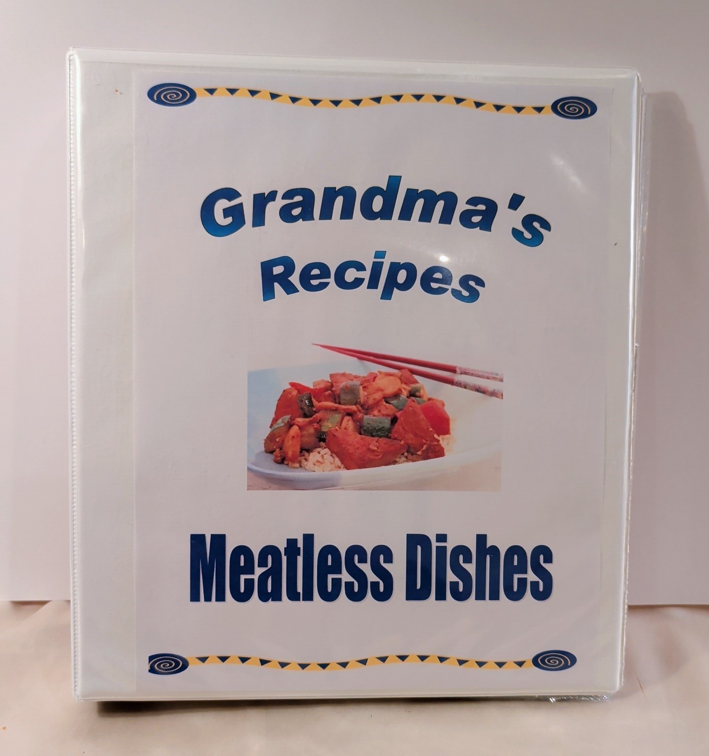 MEATLESS DISHES Cookbook Binder GRANDMAS RECIPES Vegetarian 60 Pgs 1970s-2000s