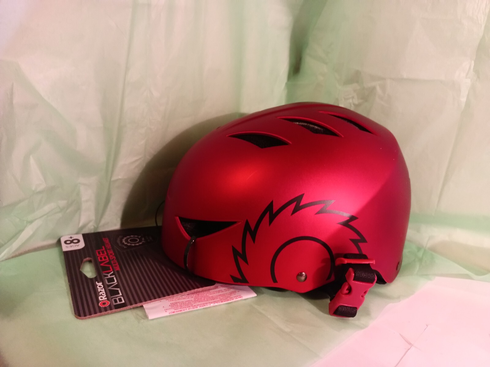 RAZER BLACK LABEL MULTI-SPORT HELMET CHERRY RED 8+ MEDIUM (MODEL NBR 97749) NWT