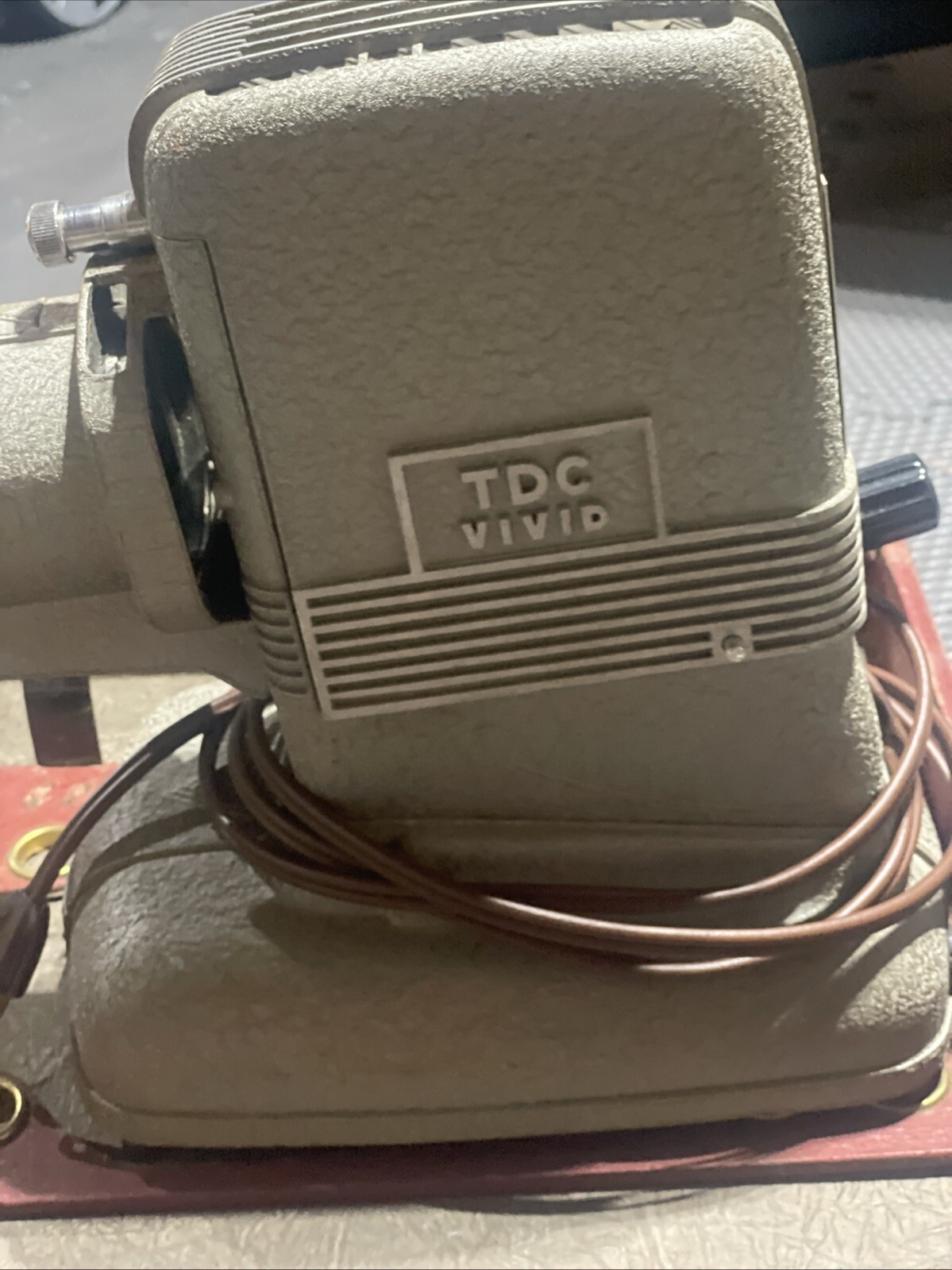 TDC Vivid “Selectron” Slide Projector. Excellent Cond. for 1950’s Era.