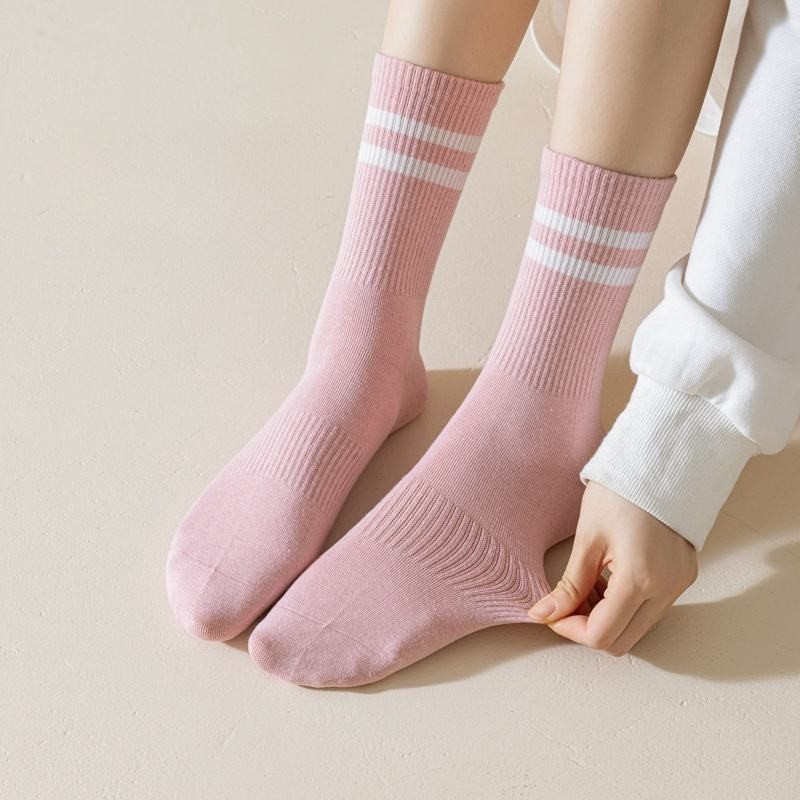 6 Pairs Women Crew Socks Cotton Soft Comfortable Size M – Random Colors