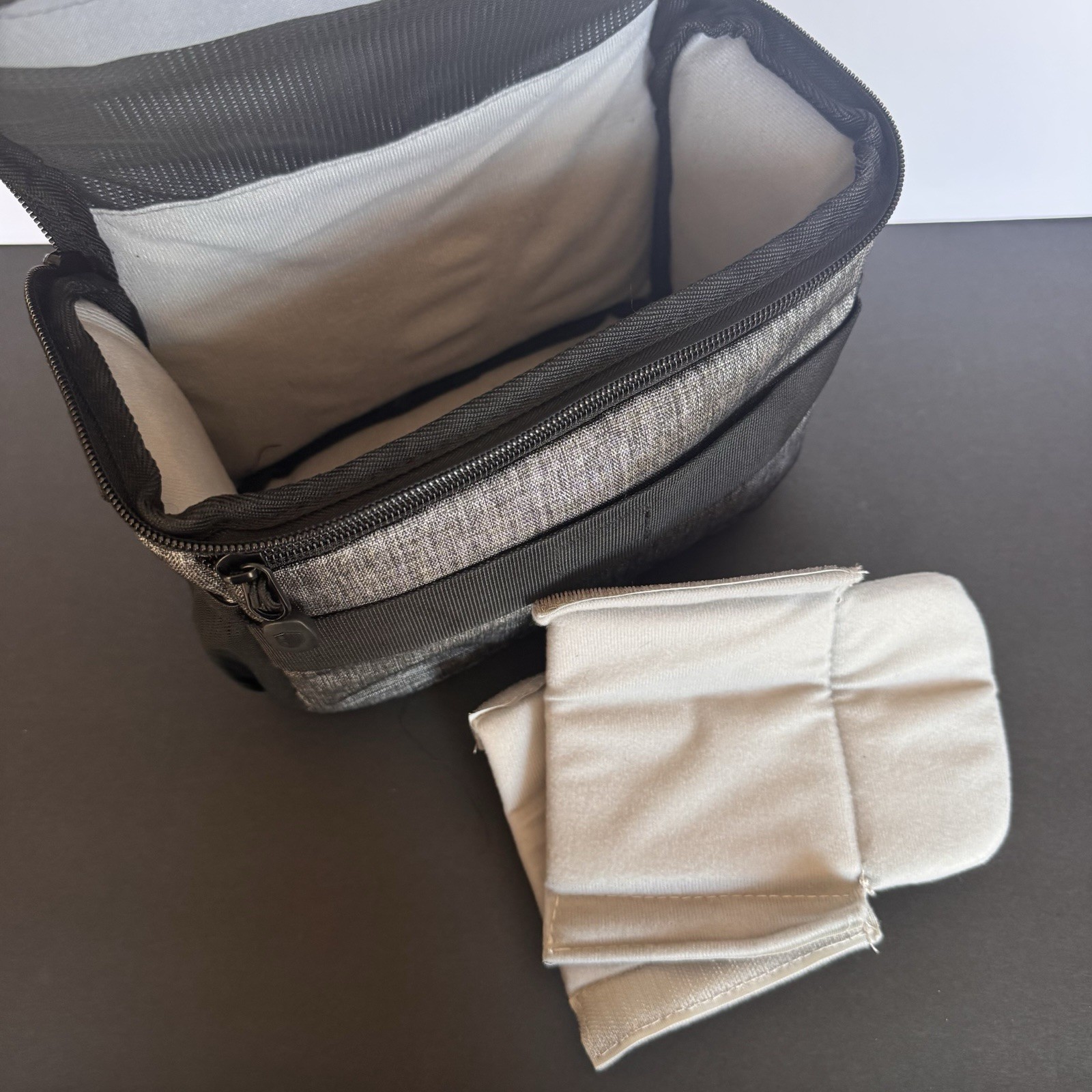 BAGSMART Compact Camera Shoulder Bag with Waterproof Rain Cover Grey Gray