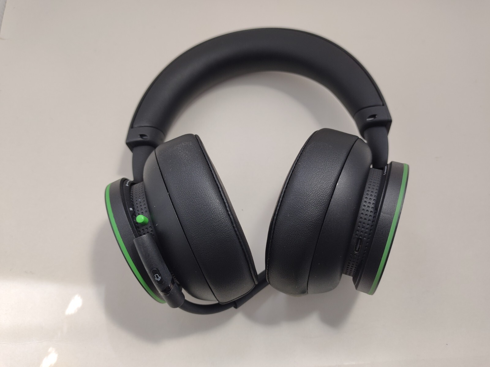 Microsoft Xbox Wireless Headset - Black - (Sealed Mic)